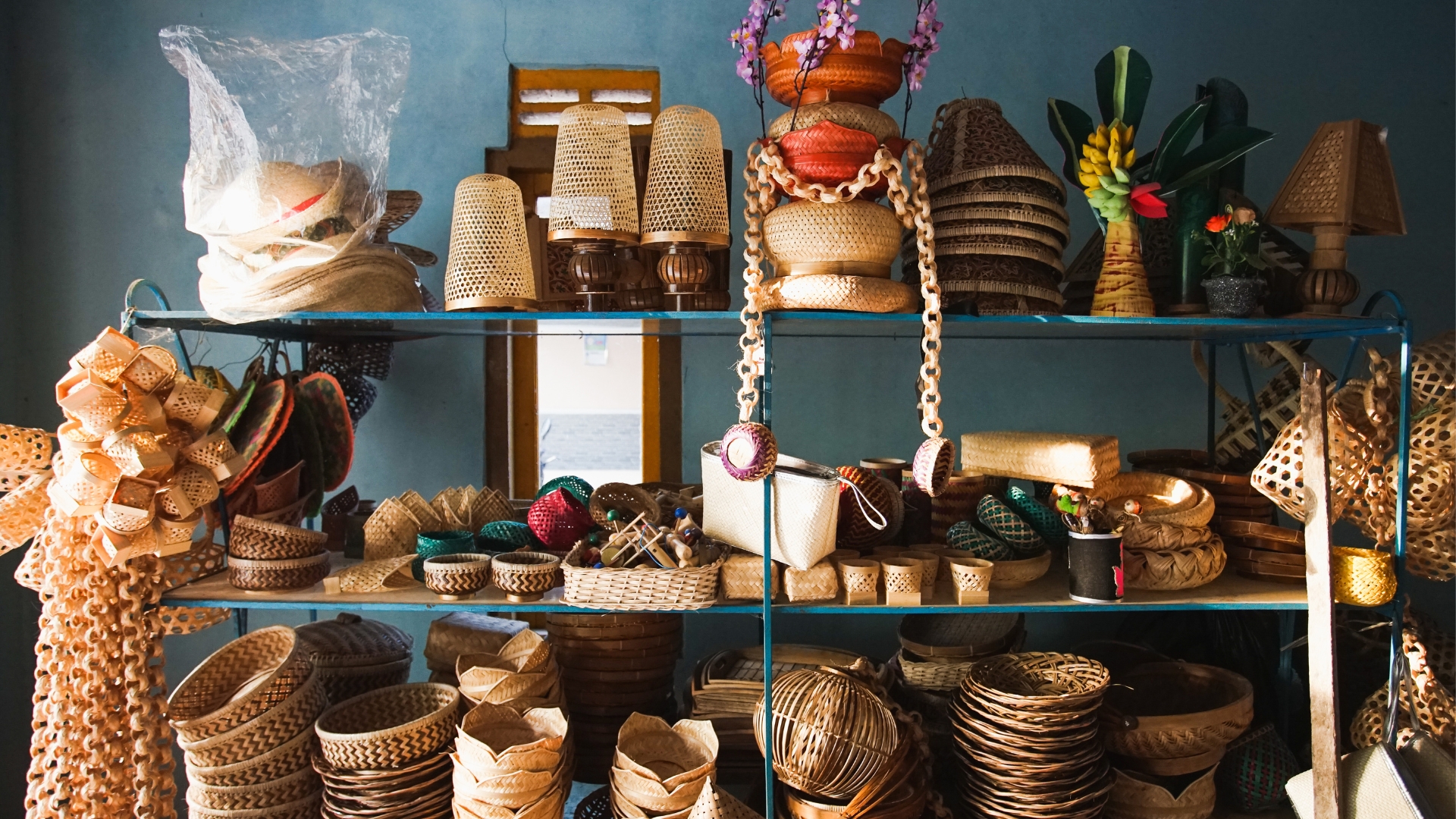 handicrafts and artisan goods